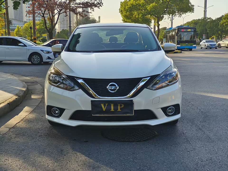 Nissan Xuan Yi