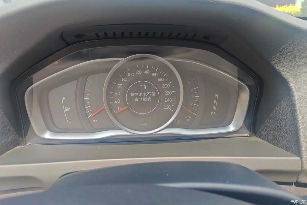 Volvo S60, 2019 14