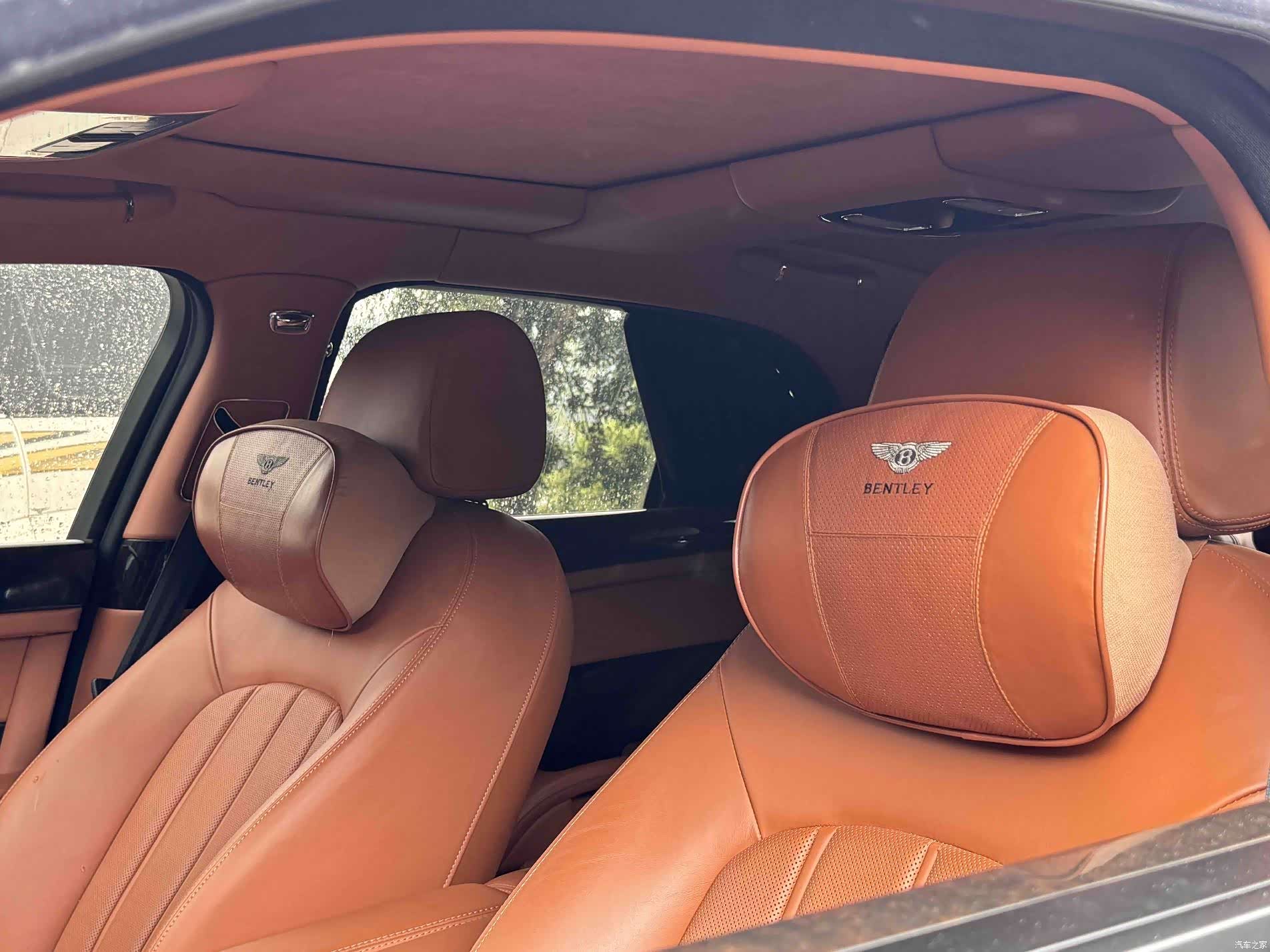 Bentley Mulsanne, 2015 14