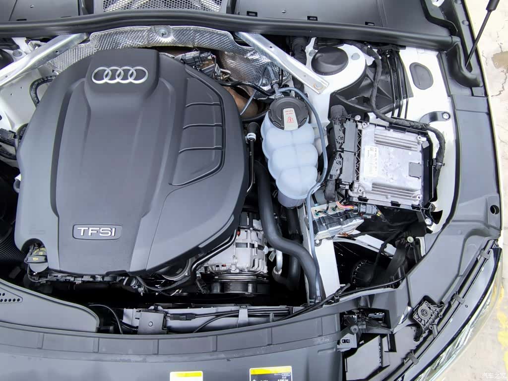 Audi A4L, 2023 9
