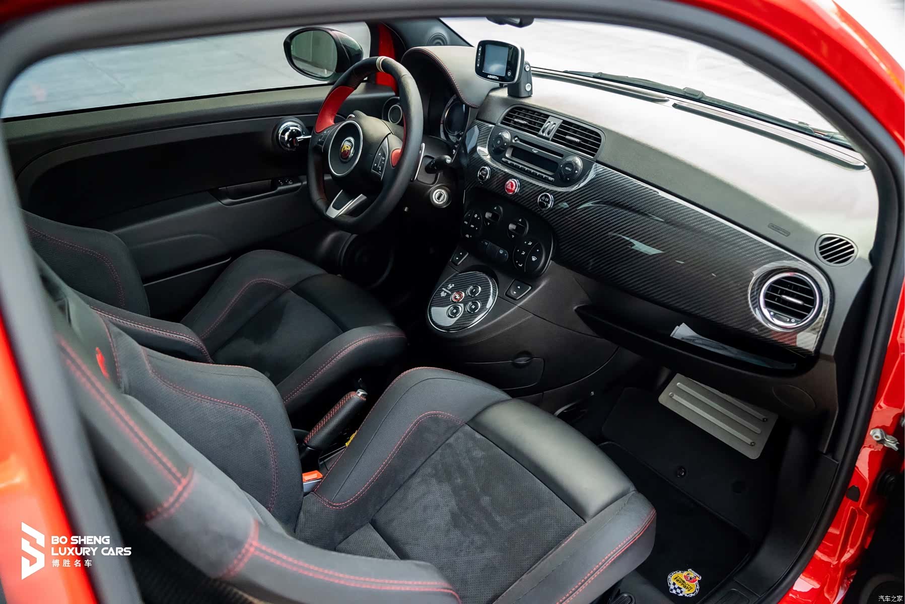 ABARTH 695, 2013 21