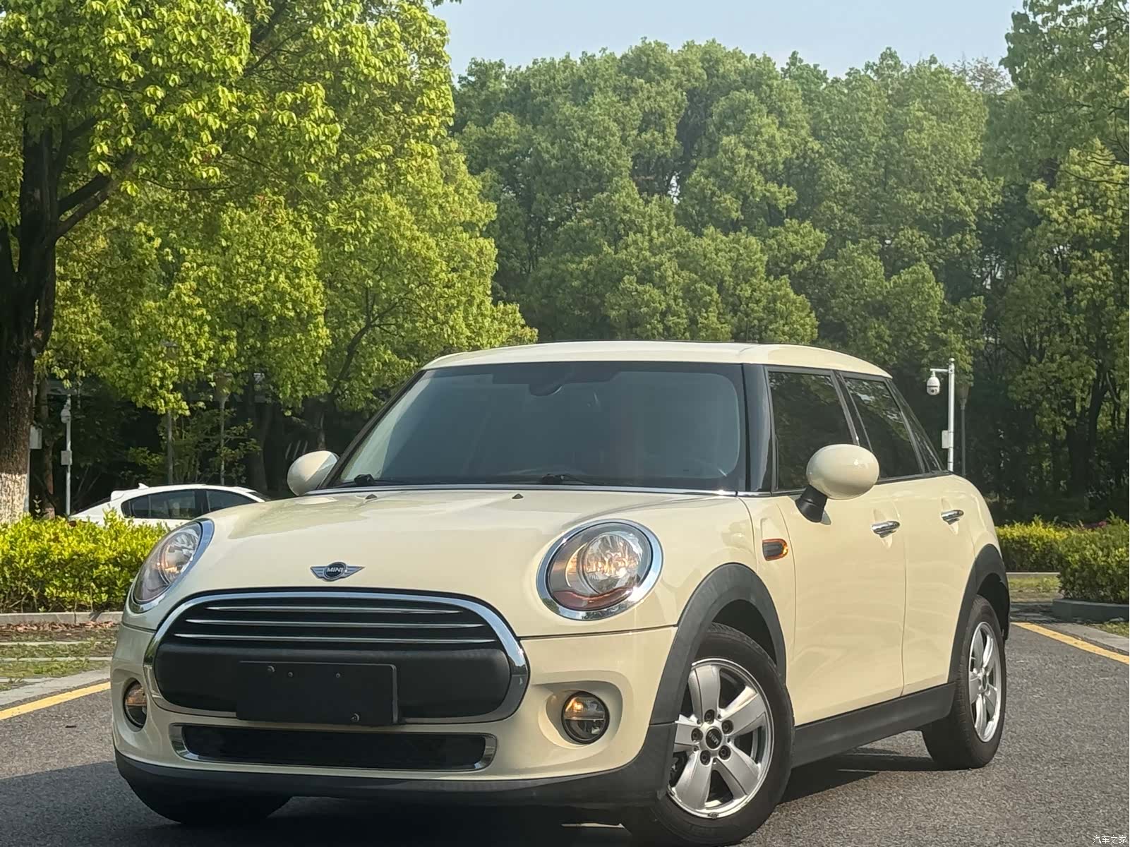 Mini ONE, 2015 1