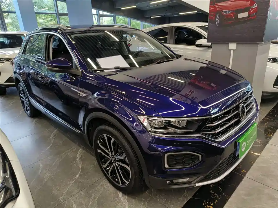 Volkswagen T-ROC exploring Songs