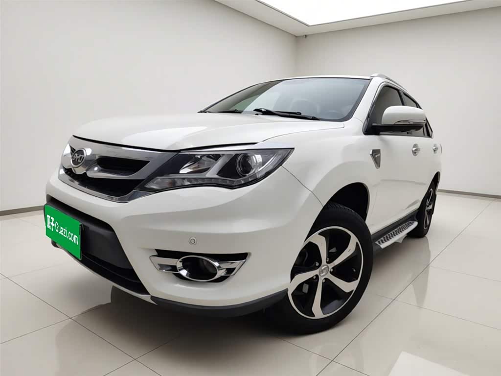 BYD S7