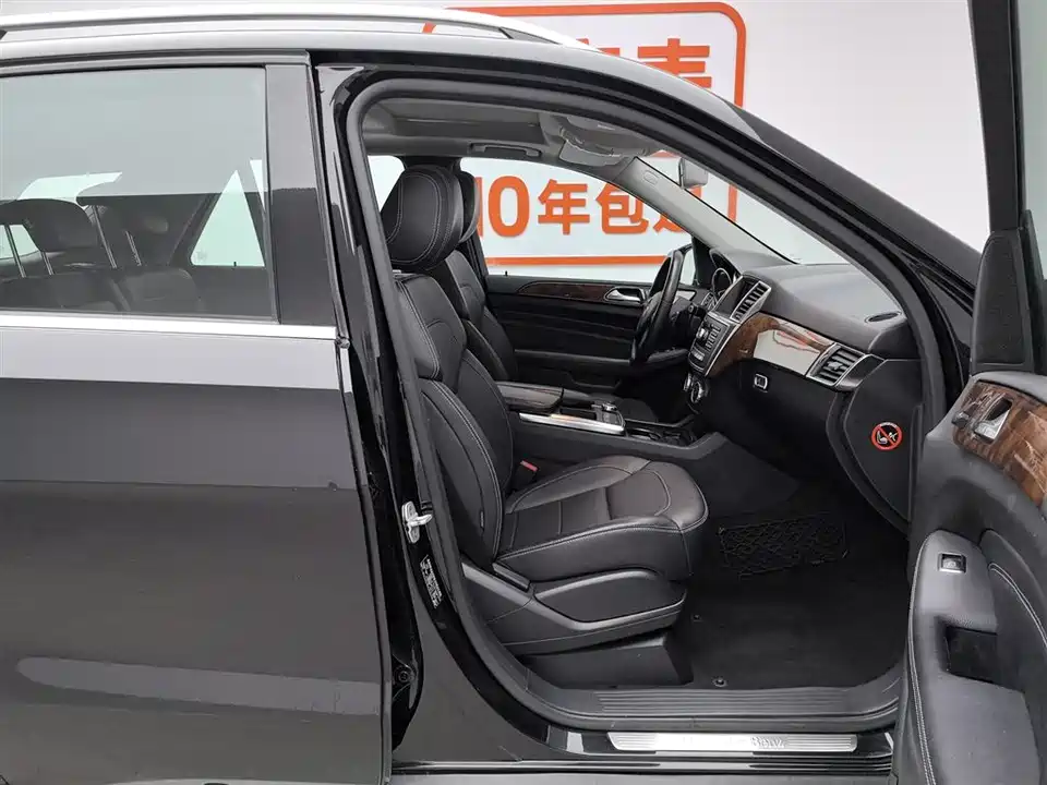 Mercedes-Benz M class