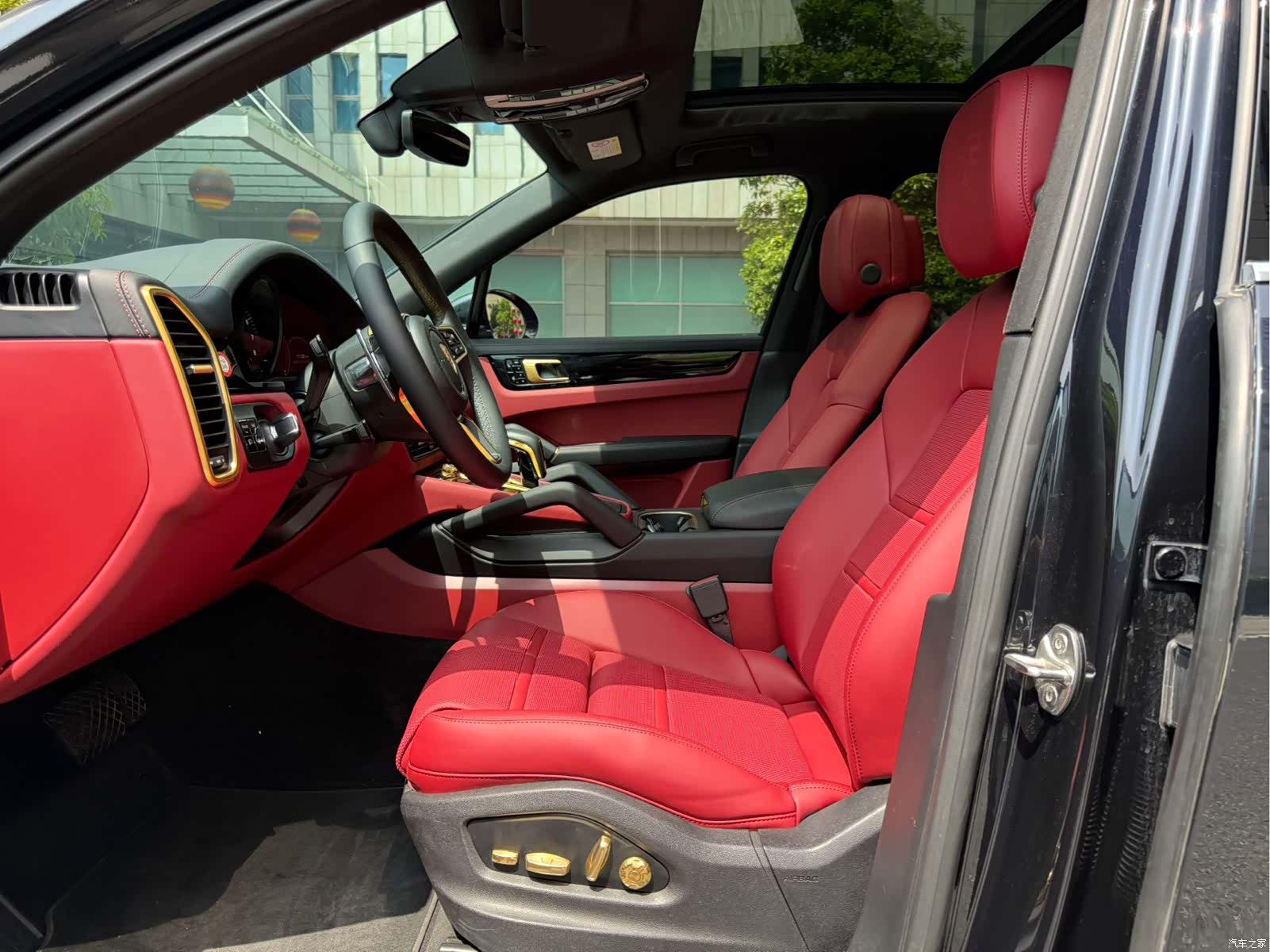 Porsche Cayenne, 2018 9