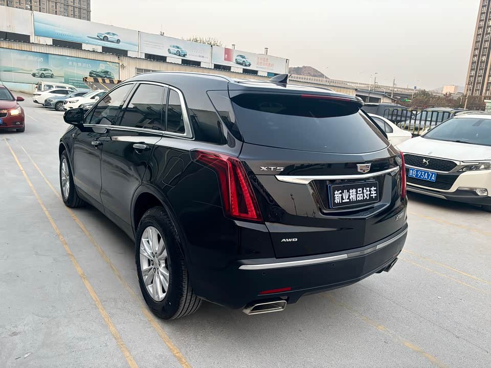 Cadillac XT5