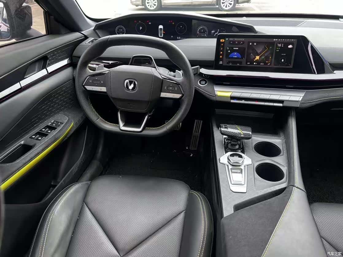 Changan UNI-V, 2022 4