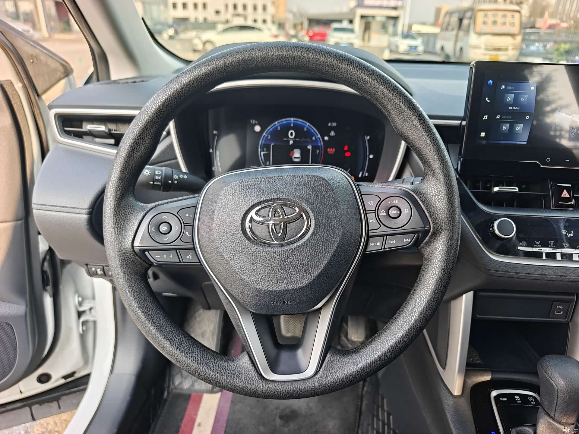 Toyota Frontlander, 2024 9