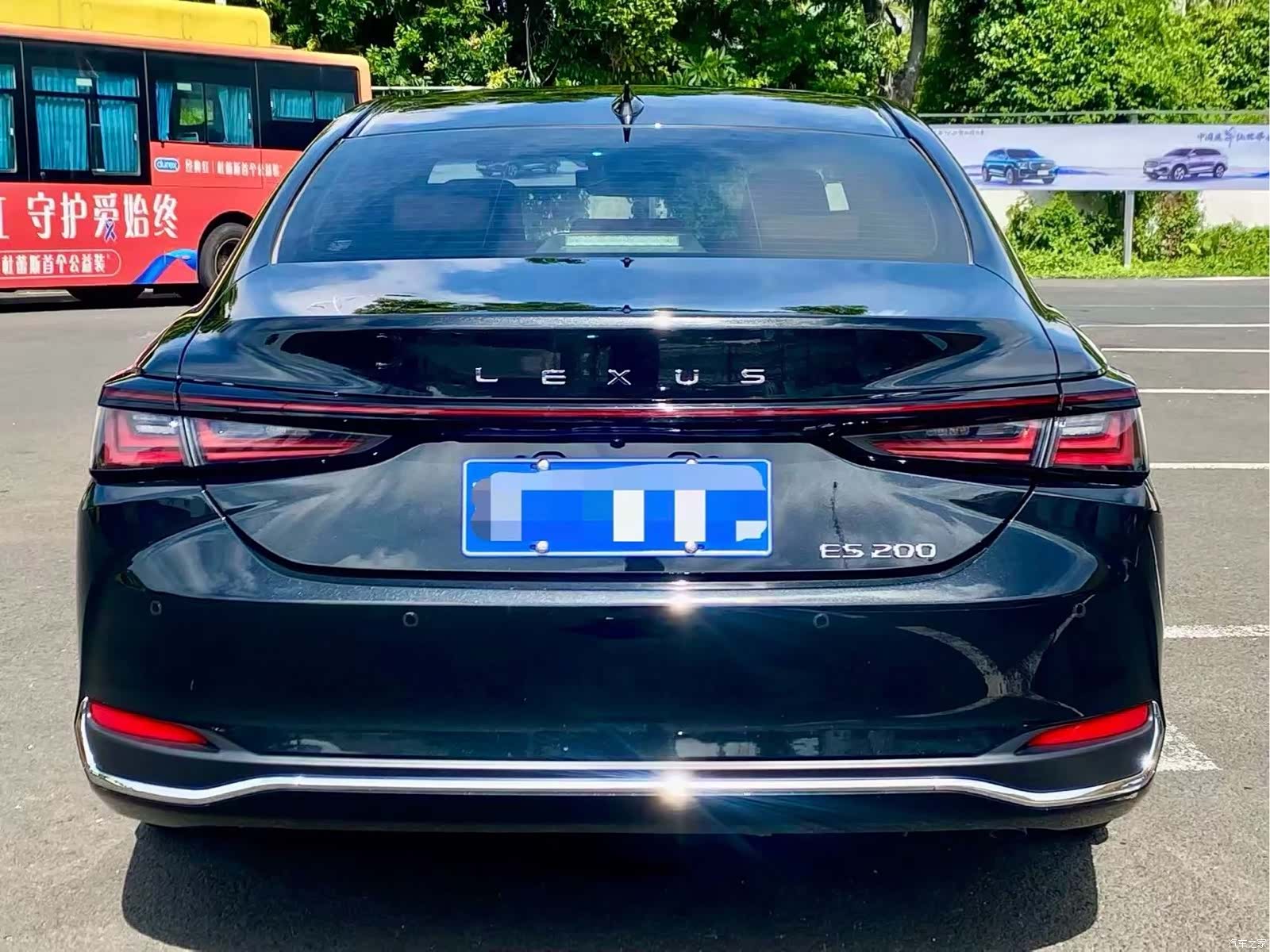 Lexus ES, 2025 8
