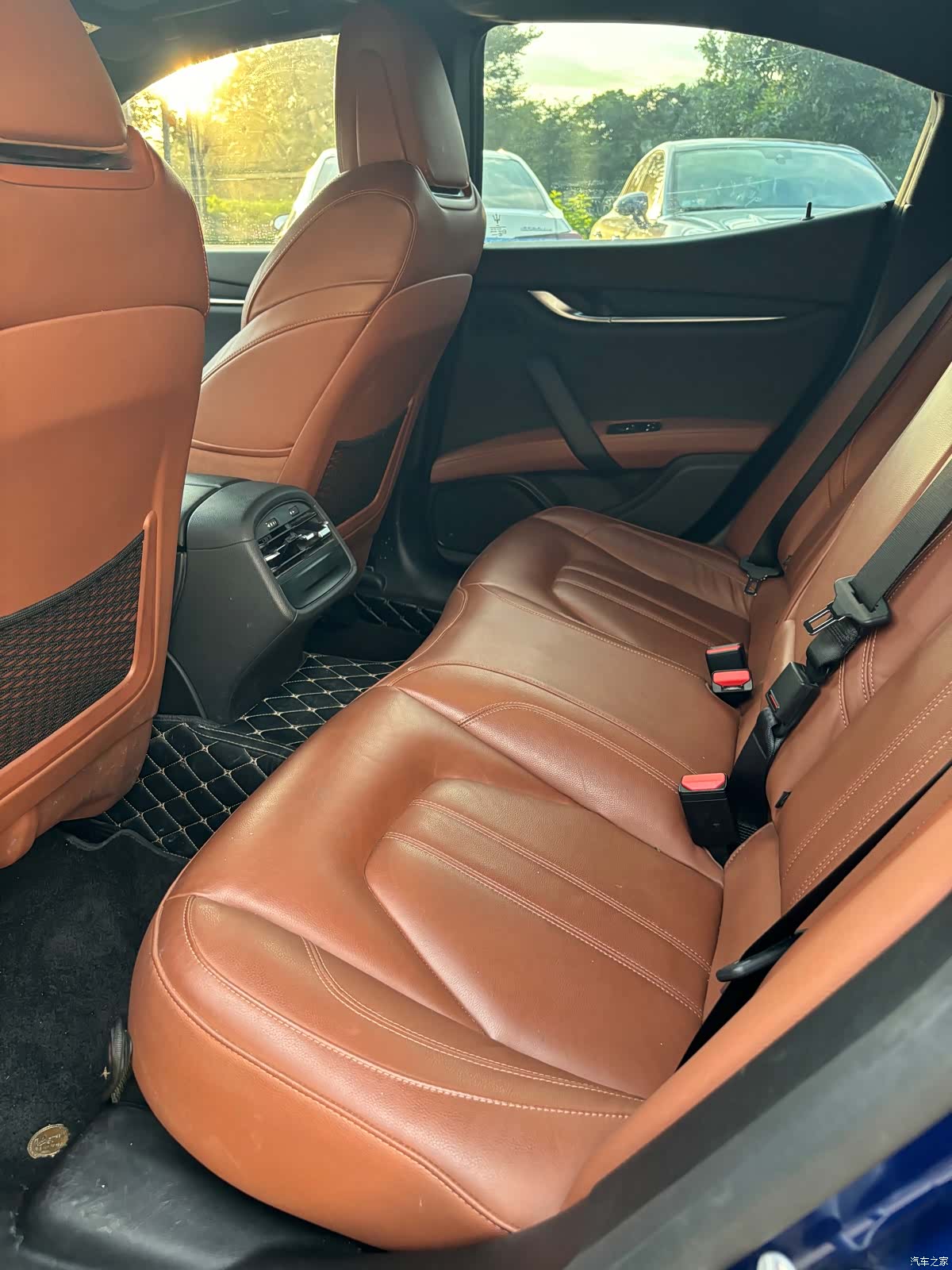 Maserati Ghibli, 2024 10