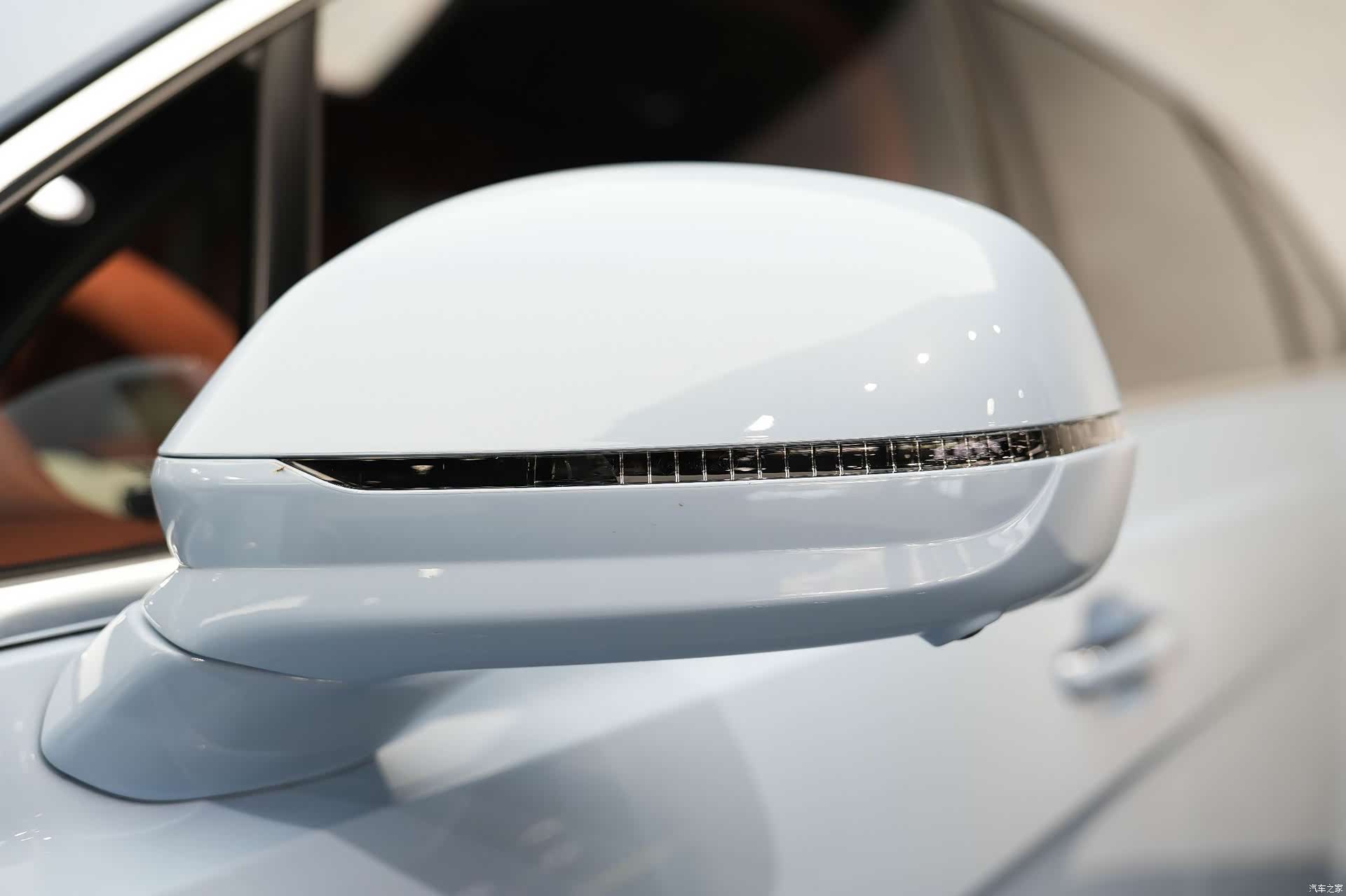 Bentley Bentayga, 2024 7