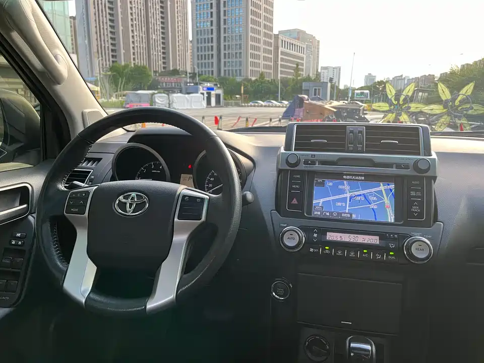 Toyota Prado