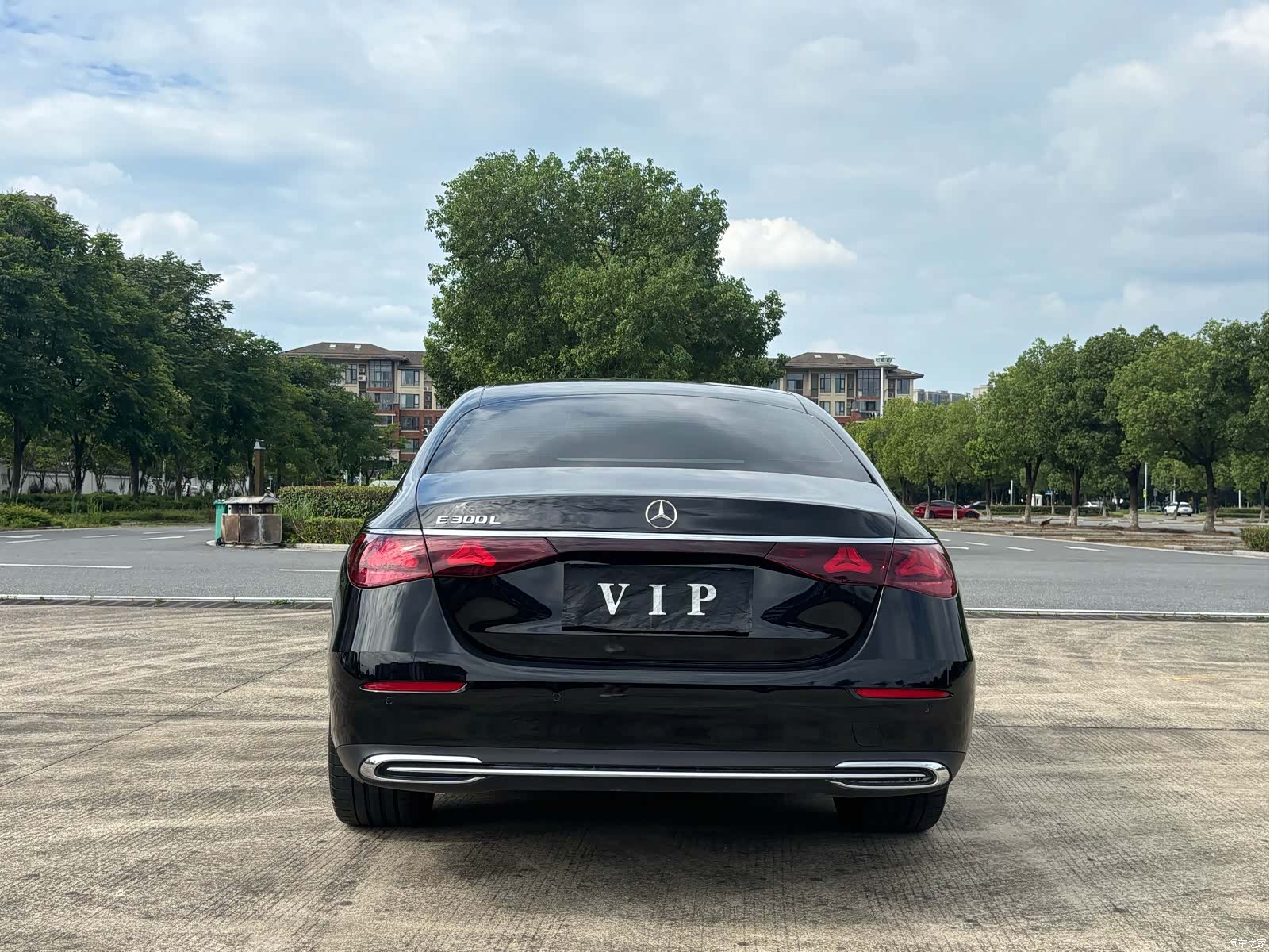 Mercedes-Benz E-Class, 2024 6