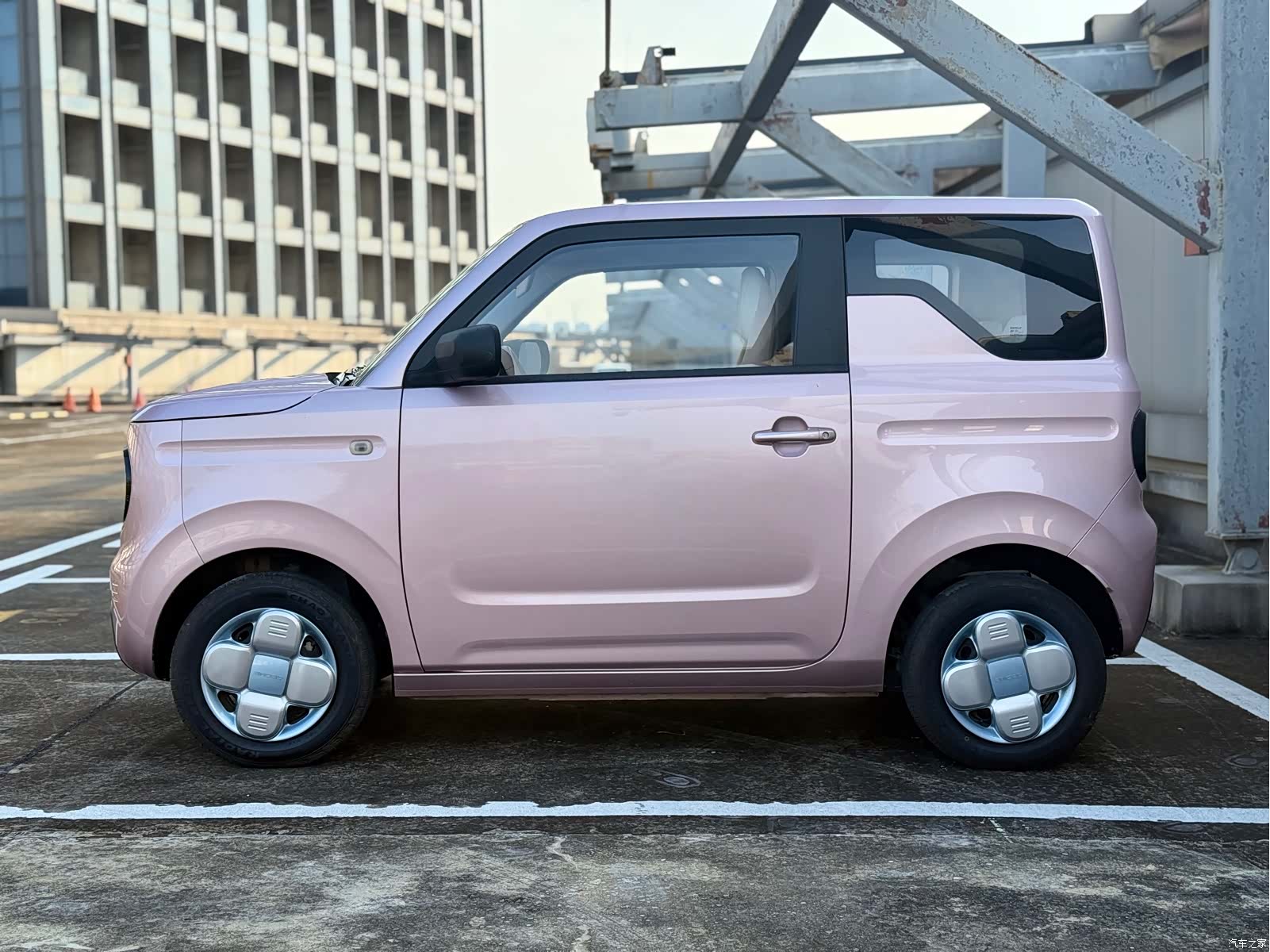 Geely Panda, 2023 10