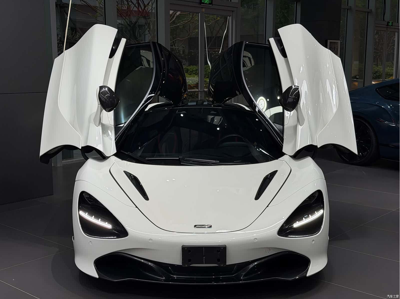 McLaren 720S, 2018 3