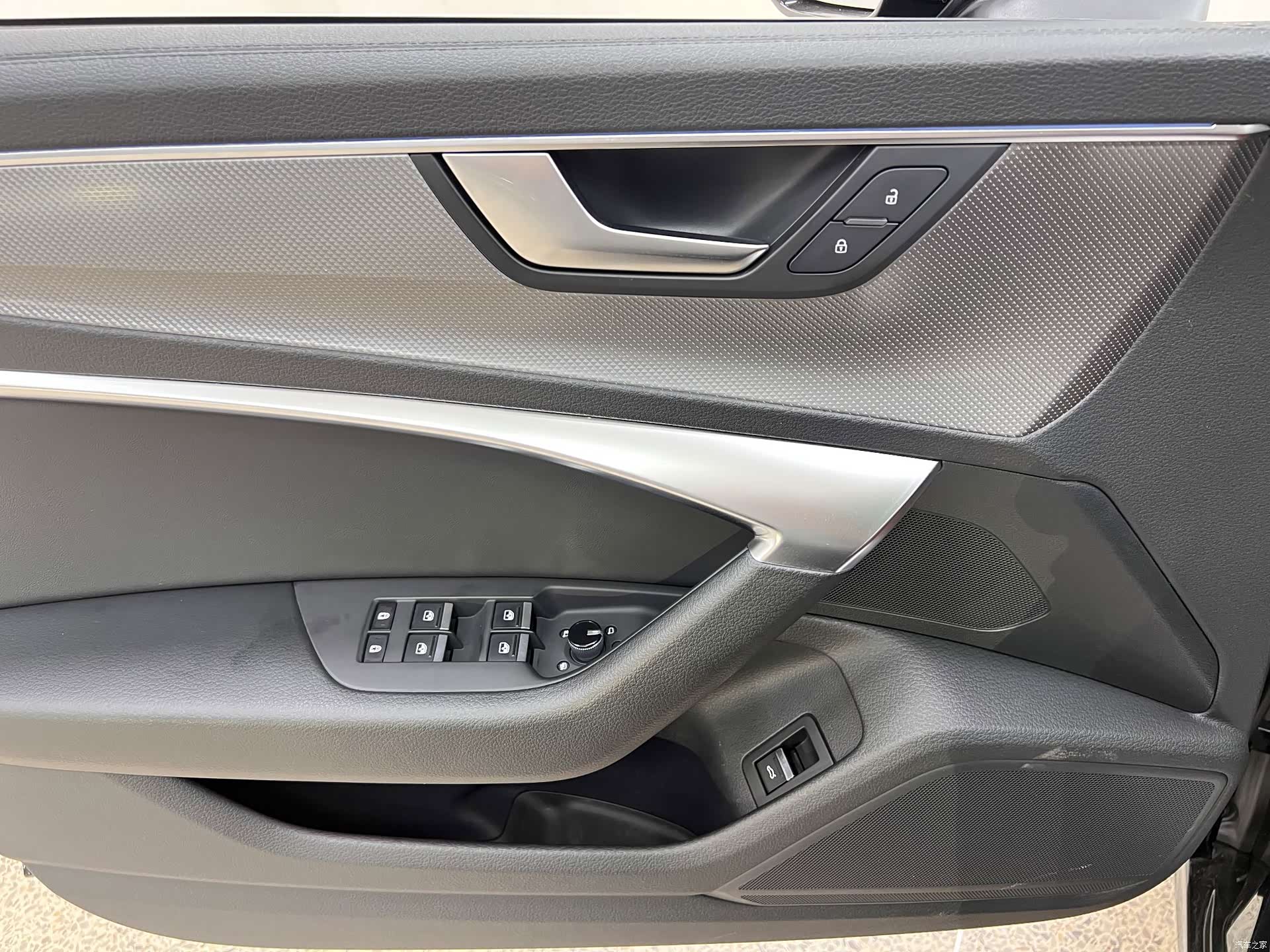 Audi A6L, 2022 8
