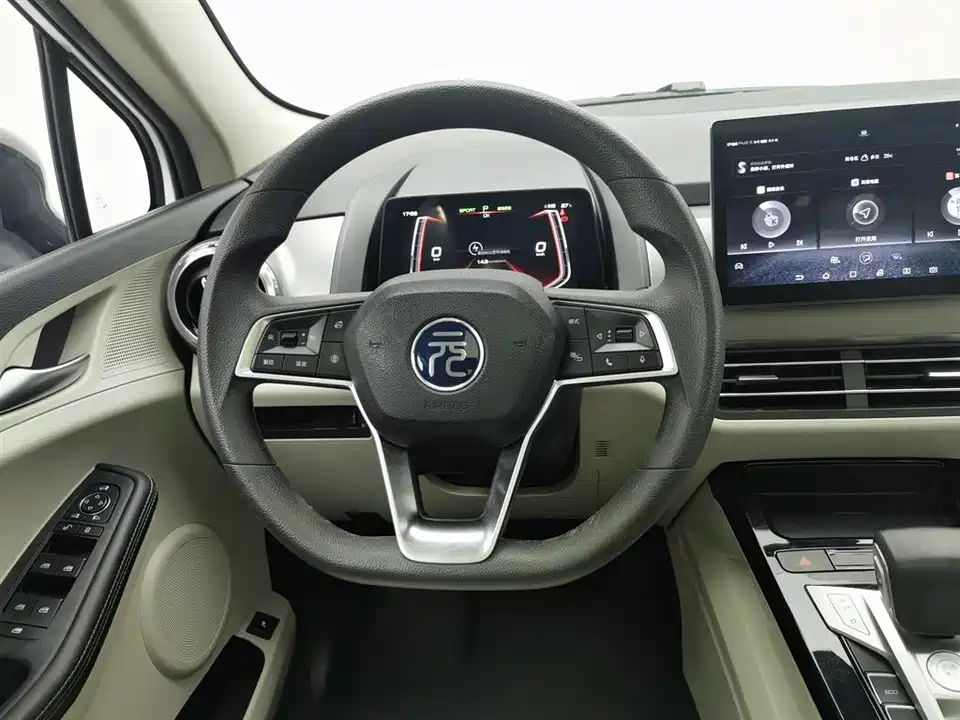 BYD Yuan Pro BYD Yuan Pro