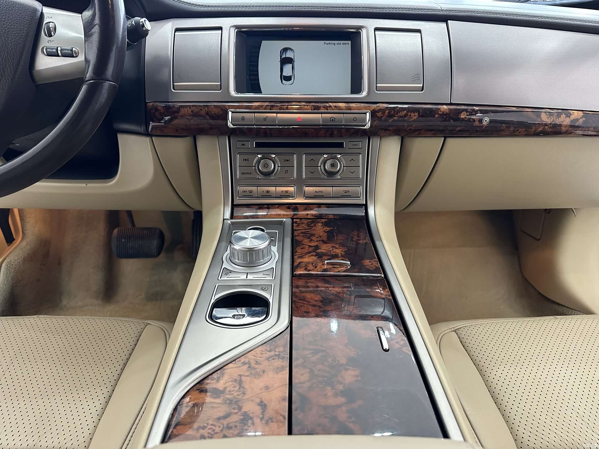 Jaguar XF, 2009 13