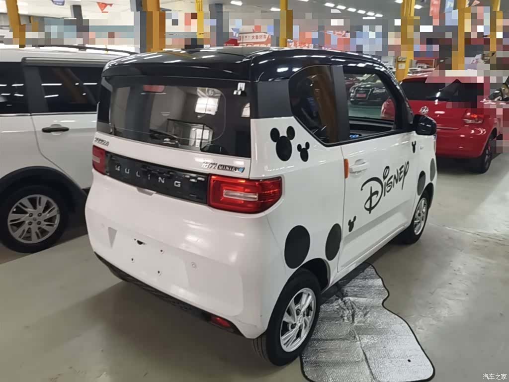 Wuling MINIEV, 2020 7