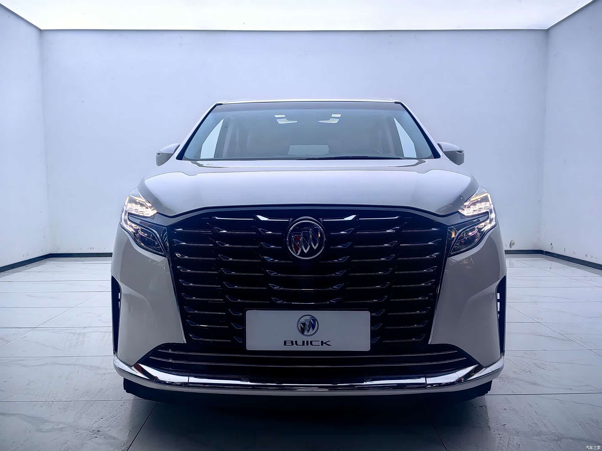 Buick GL8, 2023 2