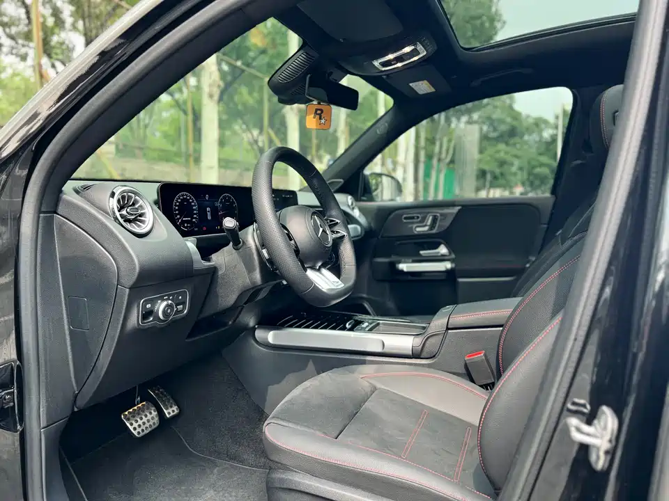 Mercedes-Benz GLB AMG