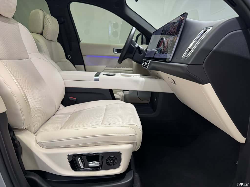 Li Auto L8, 2024 19