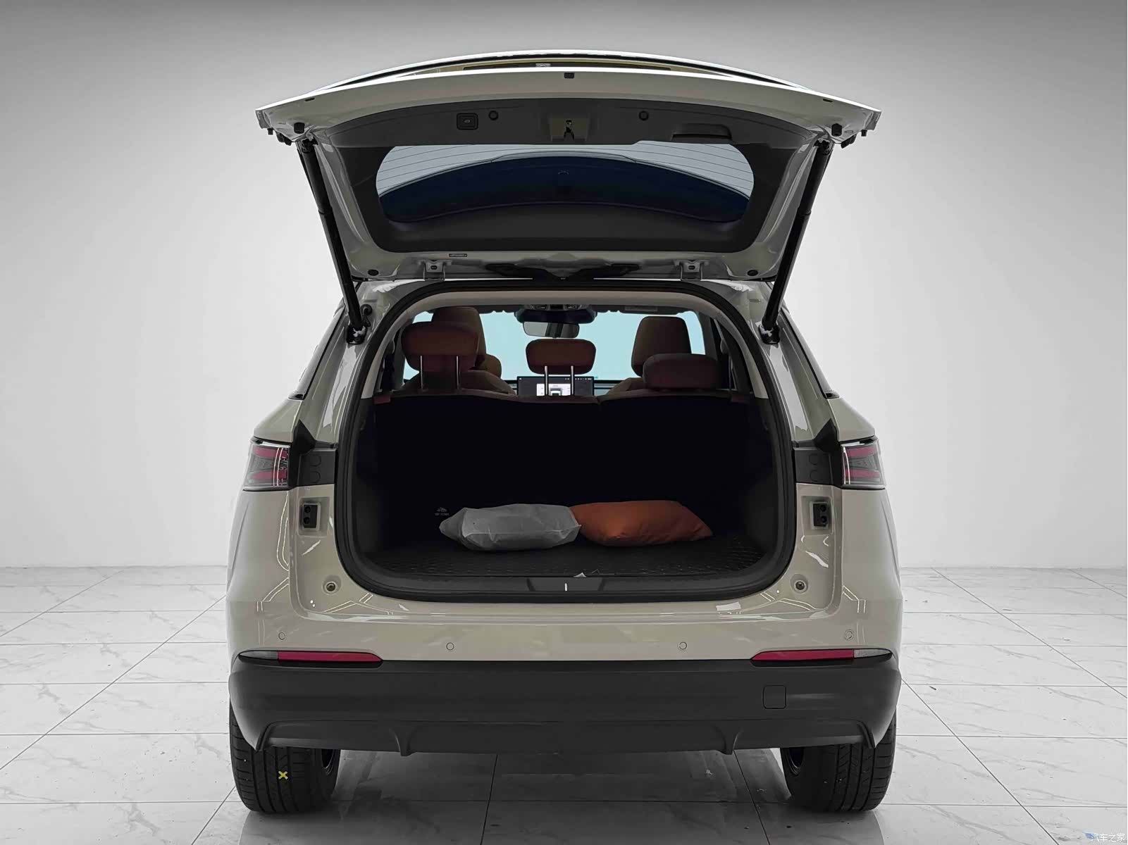 Haval Hi4, 2025 15