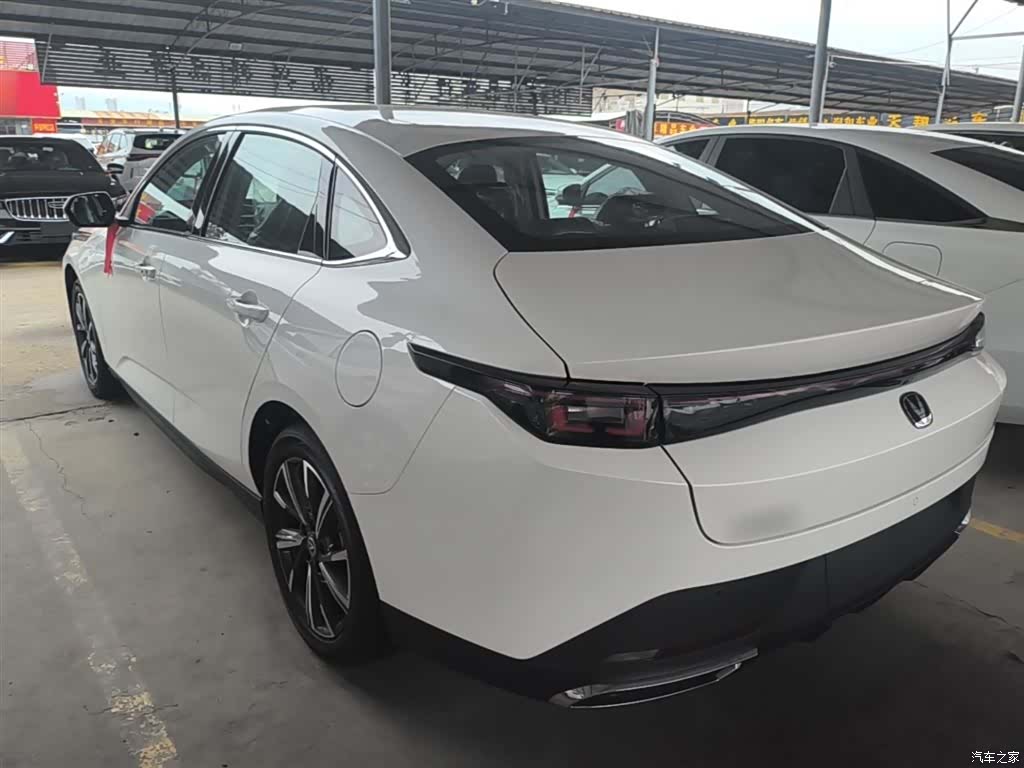 Changan Eado, 2026 все фото