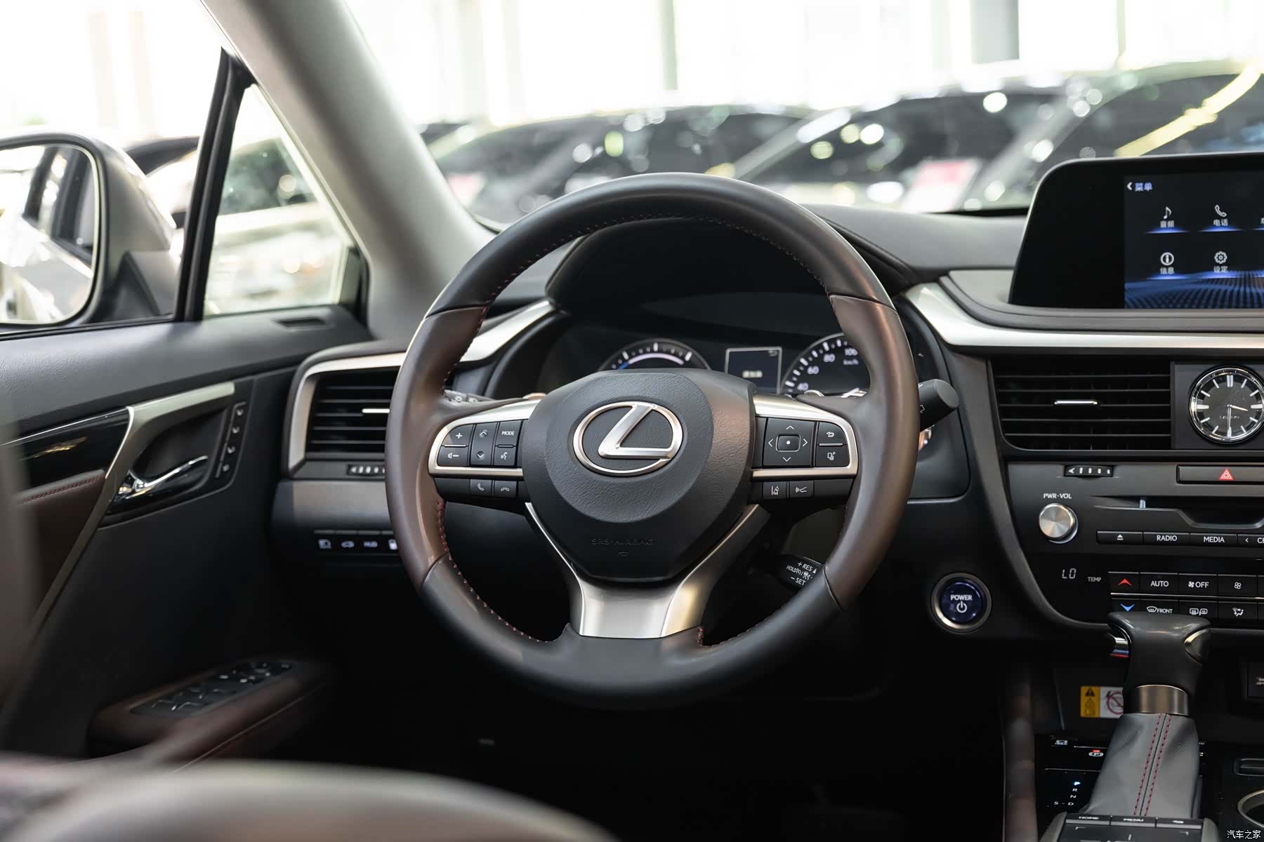 Lexus RX, 2023 15