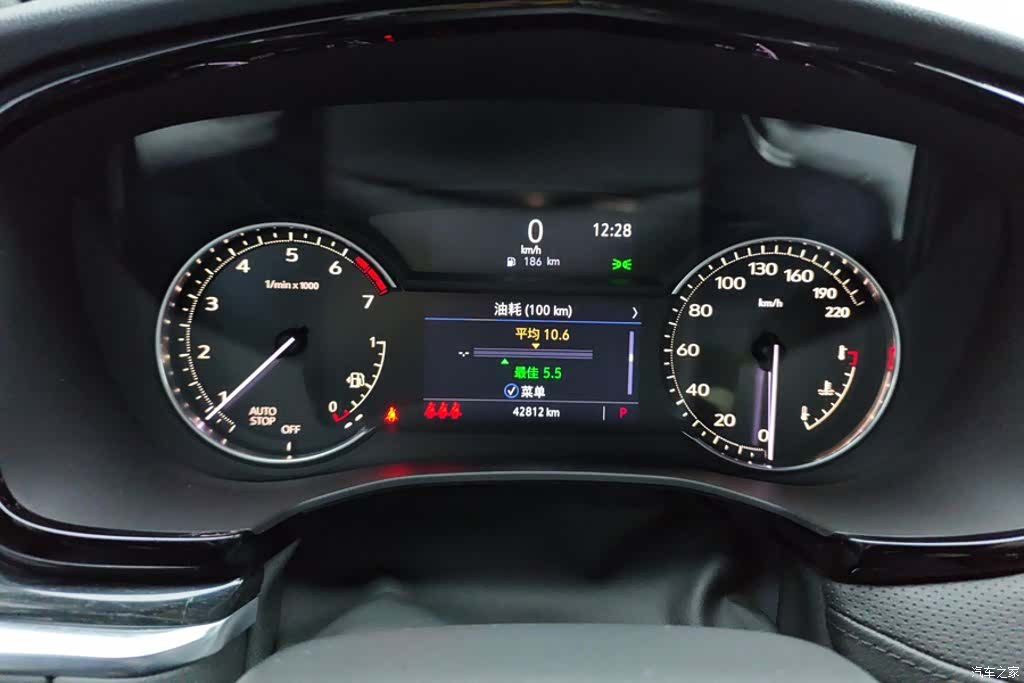 Cadillac XT5, 2022 14
