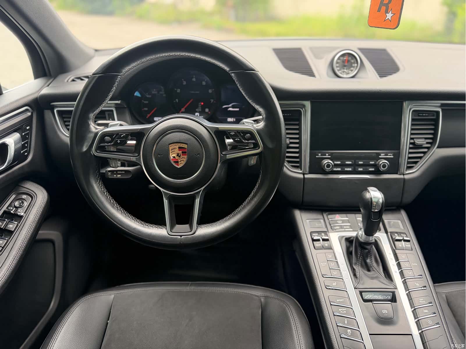 Porsche Macan, 2018 12