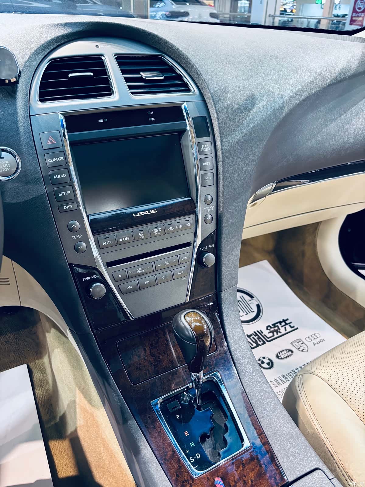 Lexus ES, 2013 8