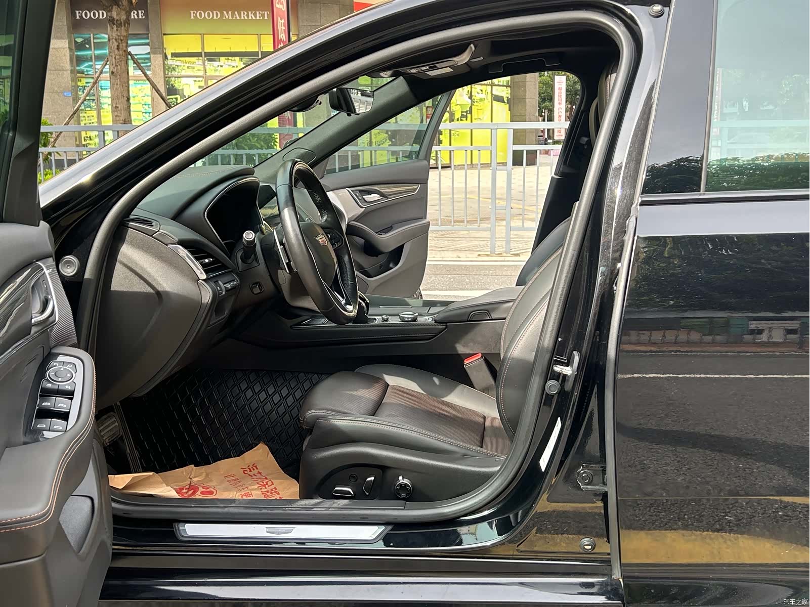 Cadillac CT5, 2023 8