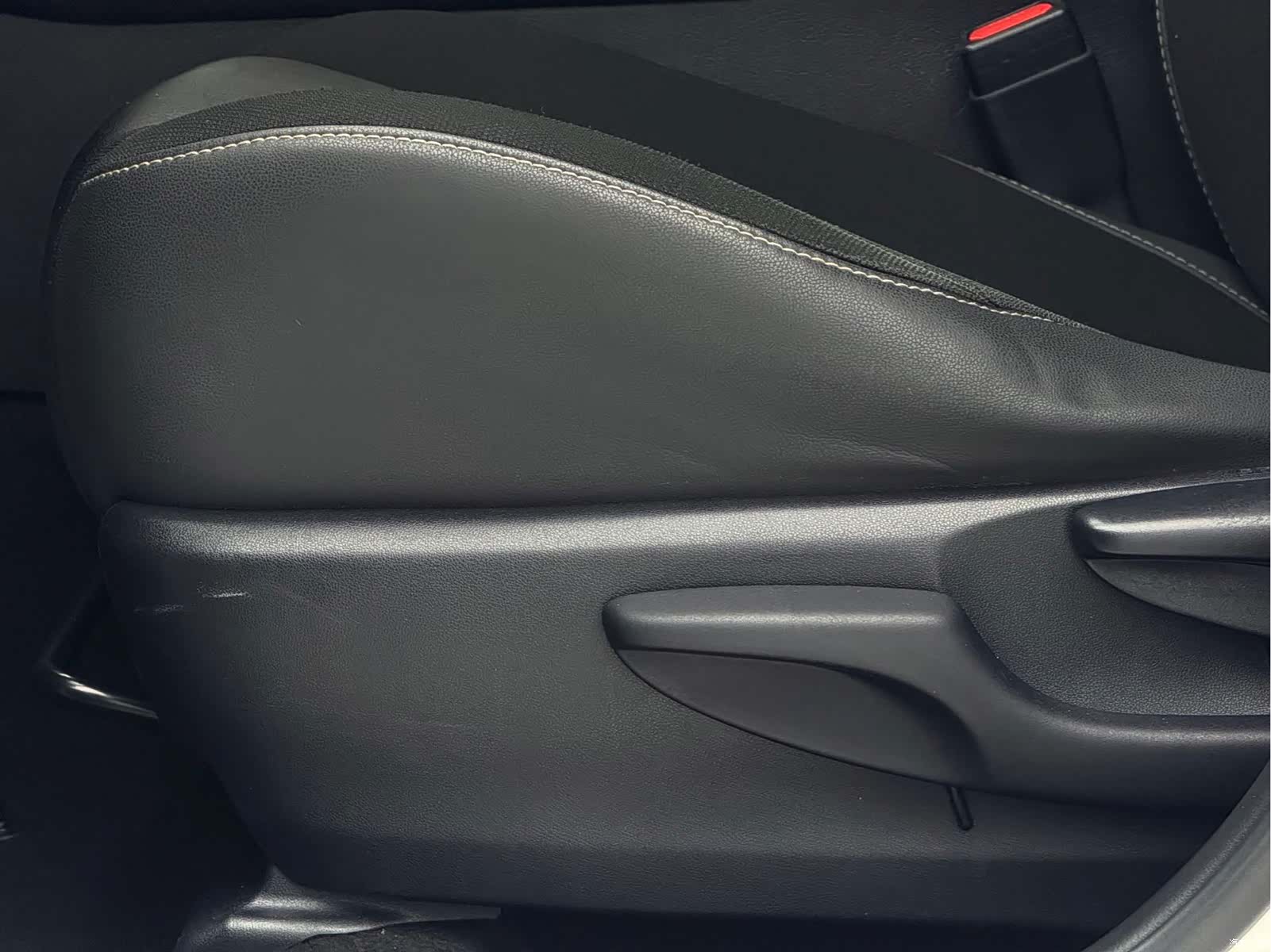 Lexus NX, 2021 13