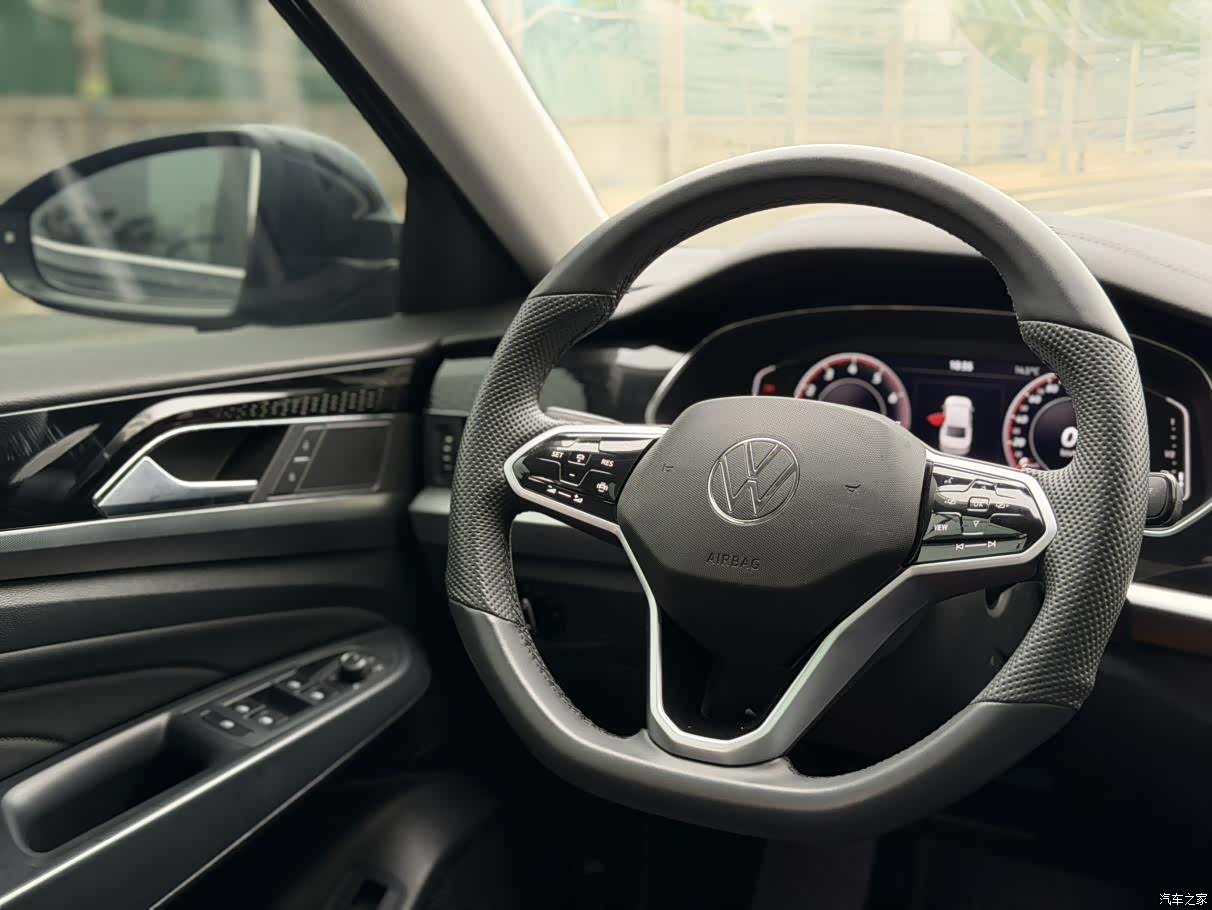Volkswagen Passat, 2024 8