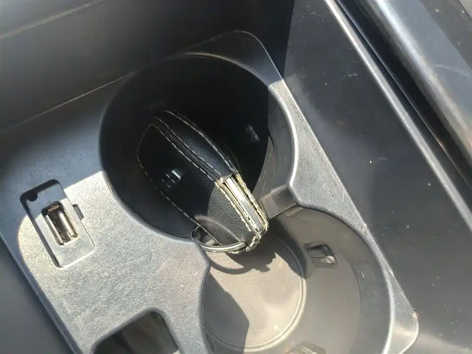 Geely Emgrand GS