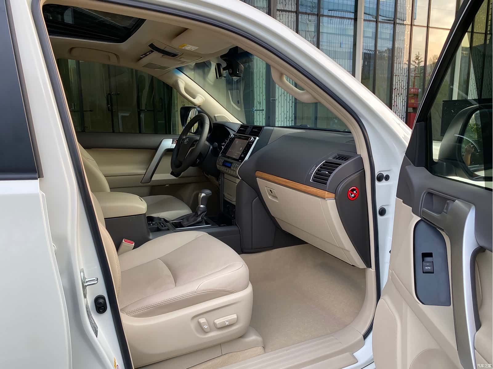 Toyota Prado, 2019 18
