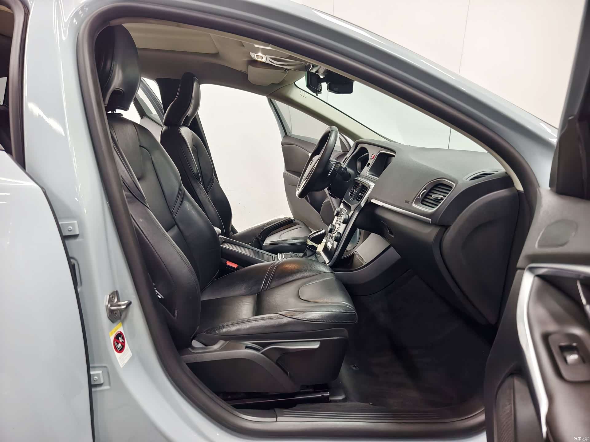 Volvo V40, 2016 14