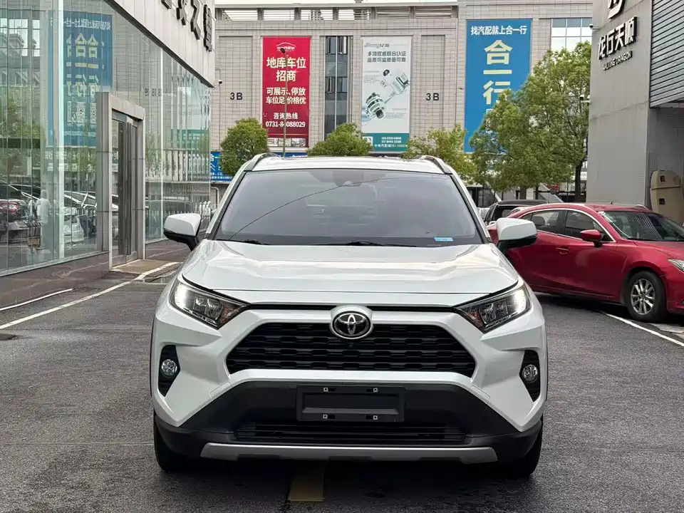 Toyota RAV4 Rongfang