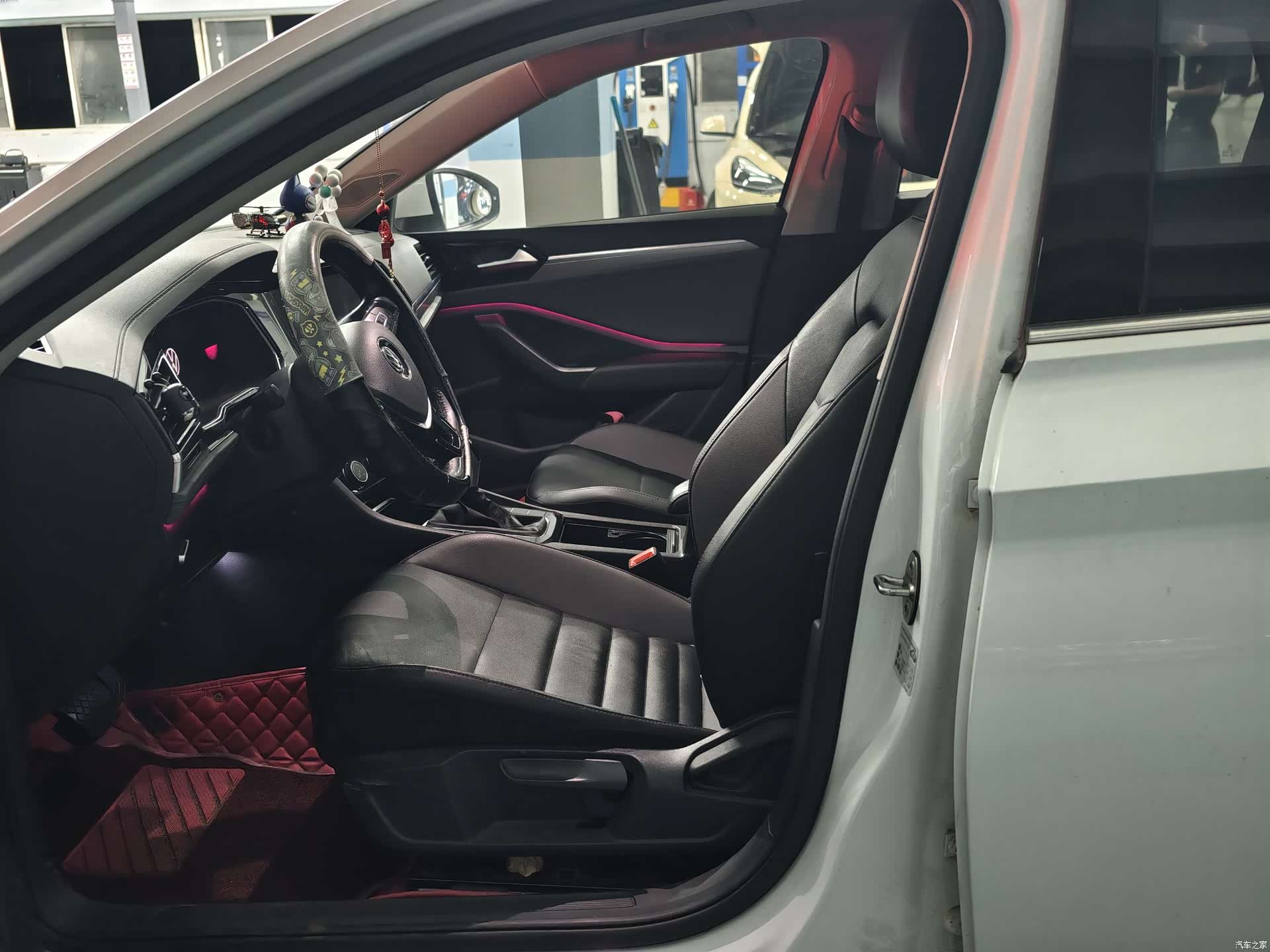 Volkswagen Sagitar, 2021 все фото