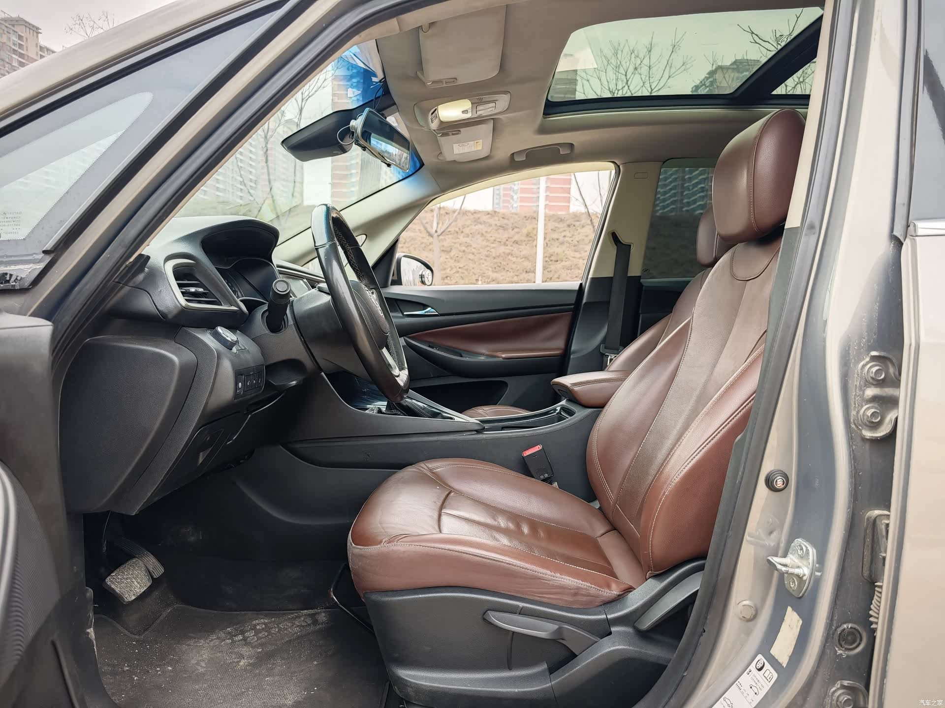 Buick GL6, 2018 4