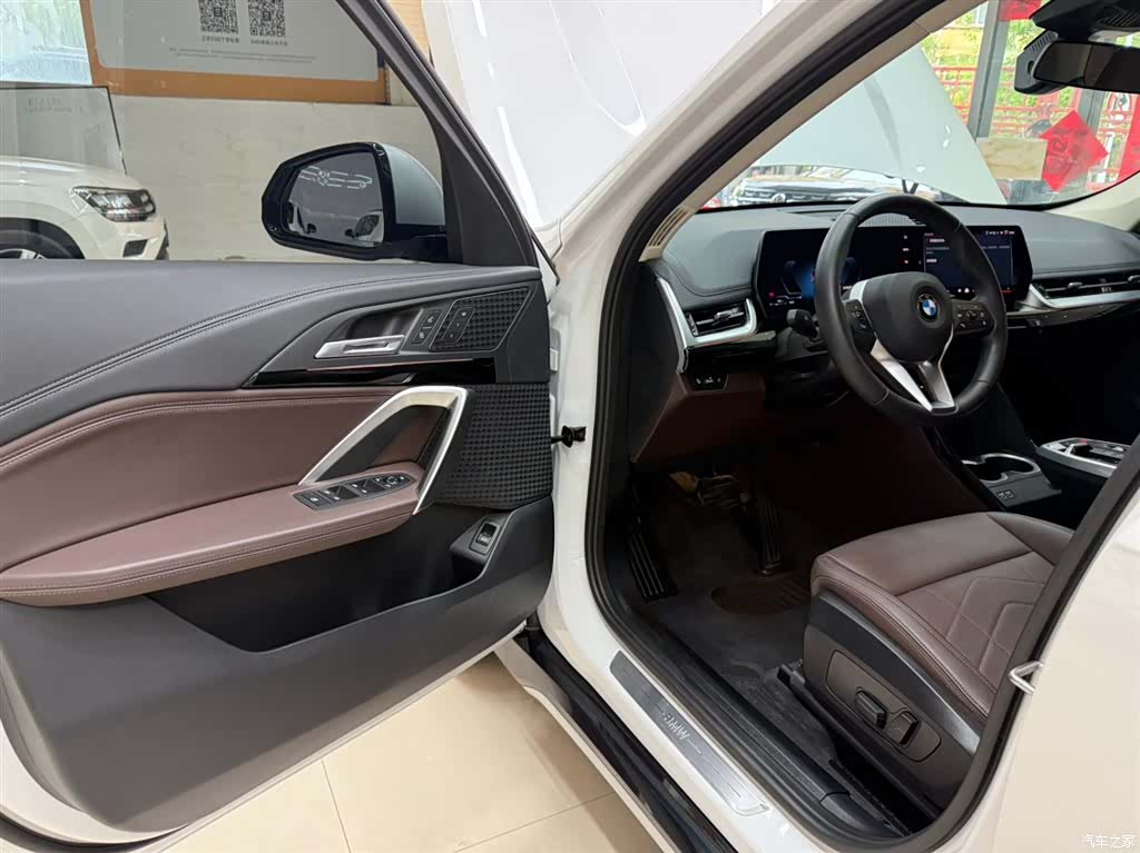 BMW X1, 2023 8