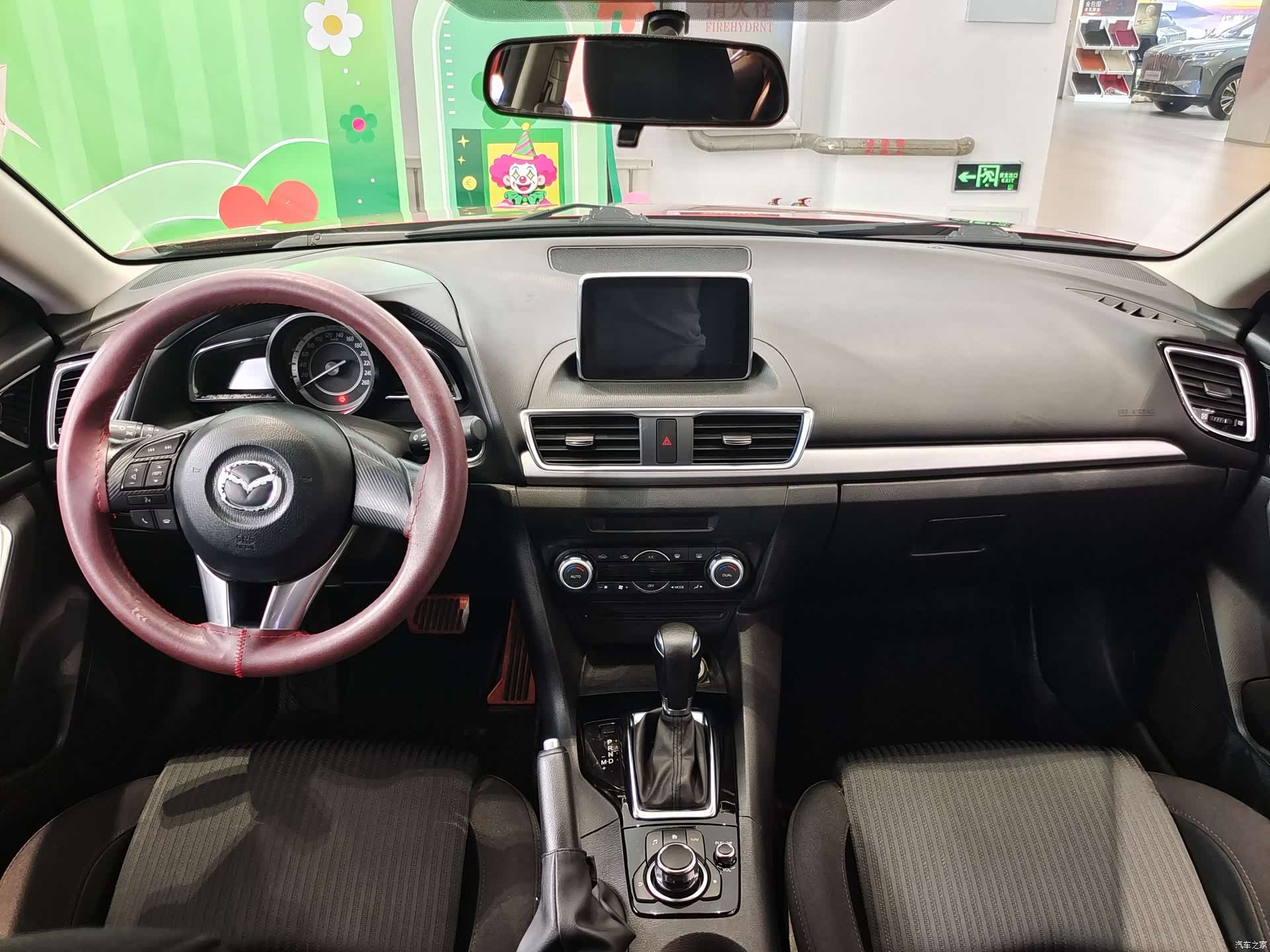 Mazda Mazda3, 2015 7
