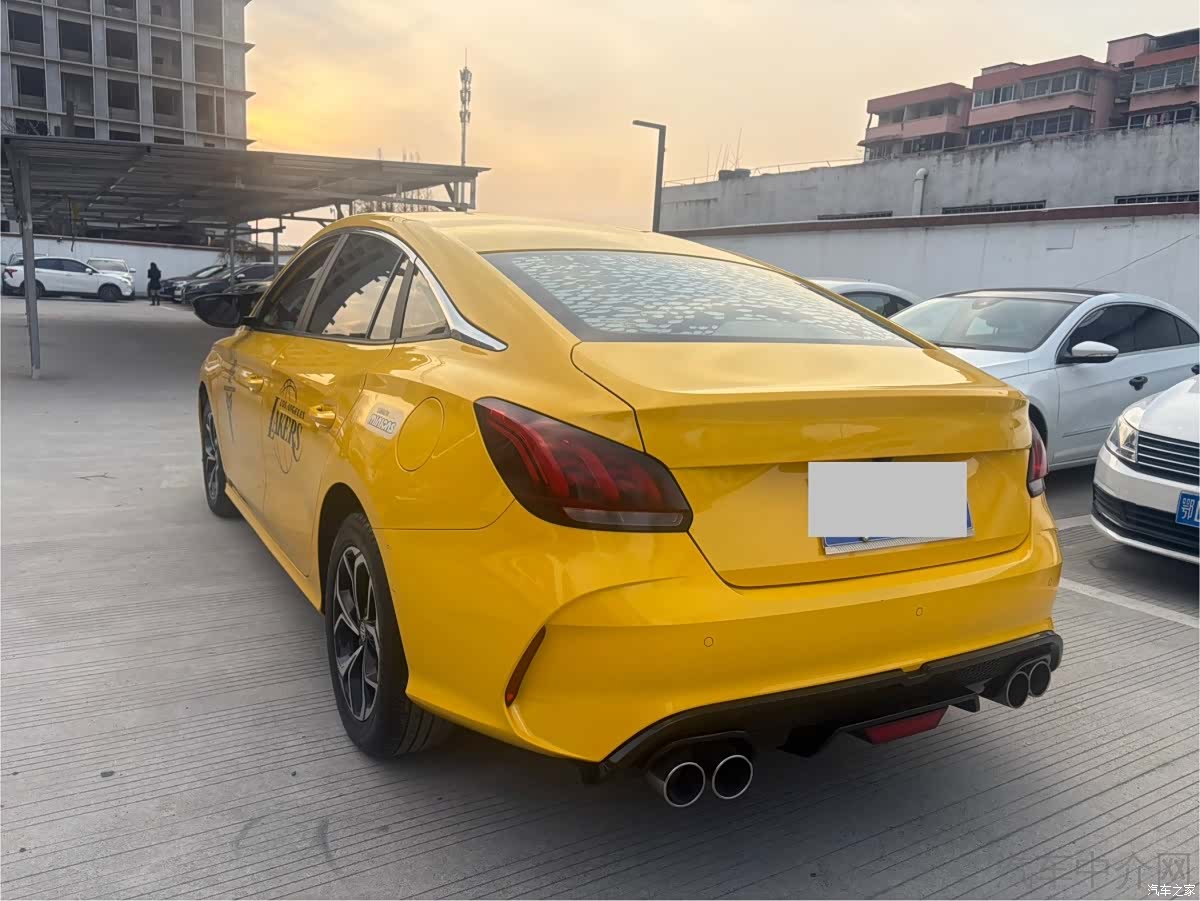 MG MG5, 2021 9