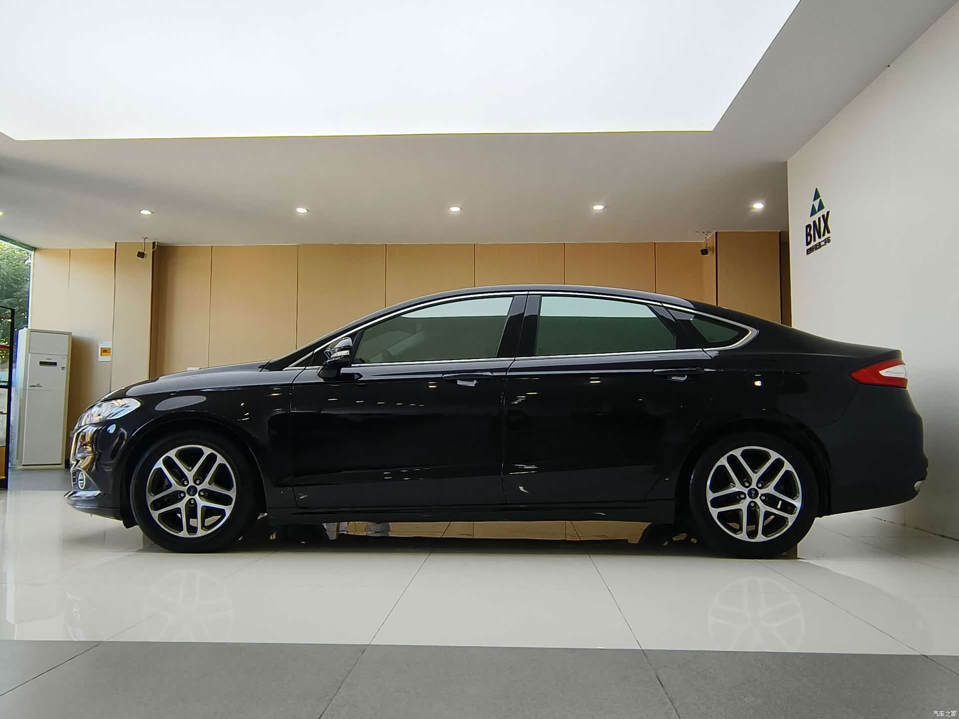 Ford Mondeo, 2016 4