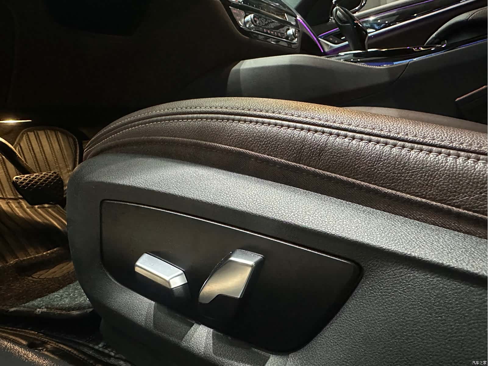 BMW 5 Series, 2022 11