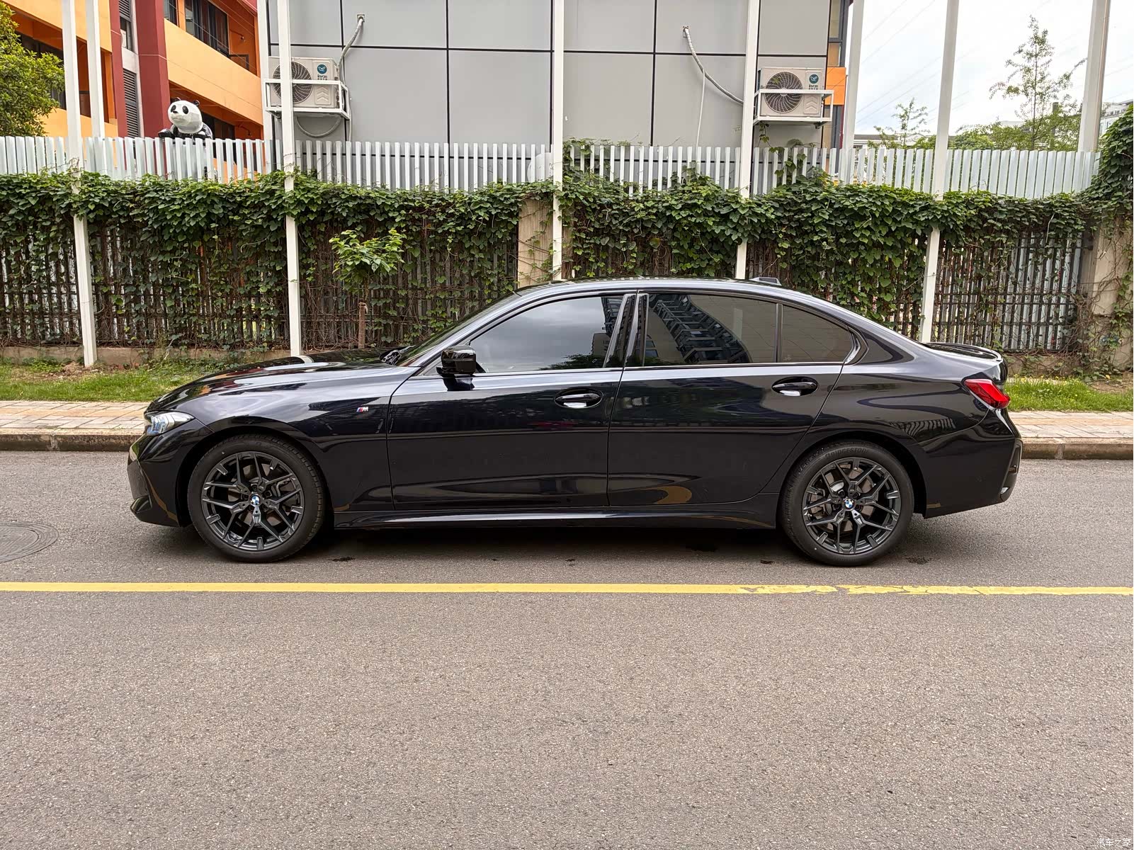 BMW 3 Series, 2026 17