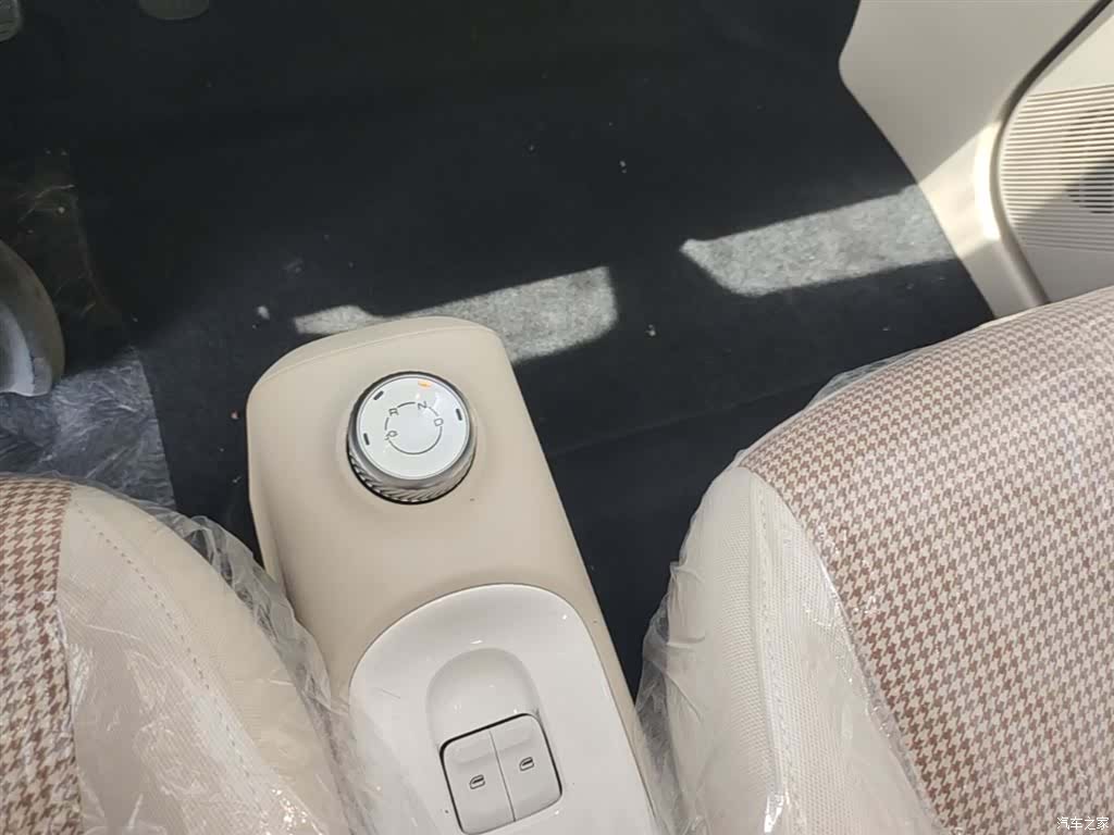 Wuling MINIEV, 2026 14