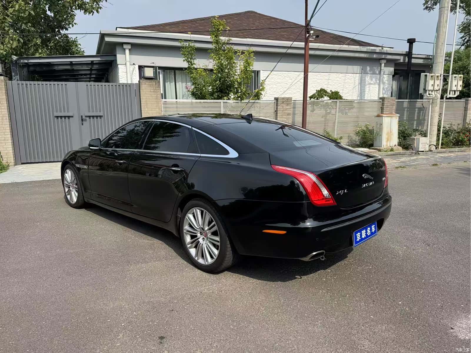 Jaguar XJ, 2013 10